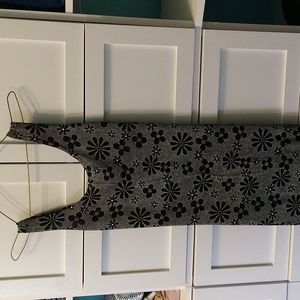 Women's size small black and white long maxi dress